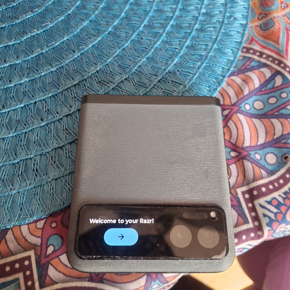 Gray Motorola Razr Flip Phone